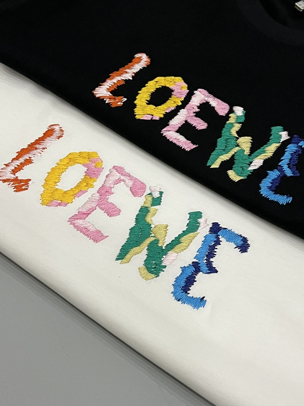 ブランドTシャツ全体デザイン